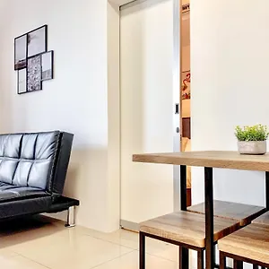 Apartment Tropicana 218 George Town