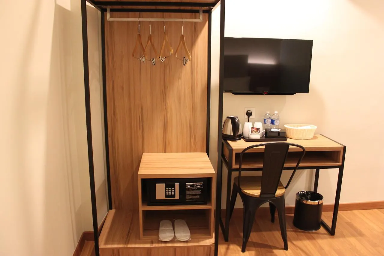 Big M Hotel Kuala Lumpur 2*,  Malaysia